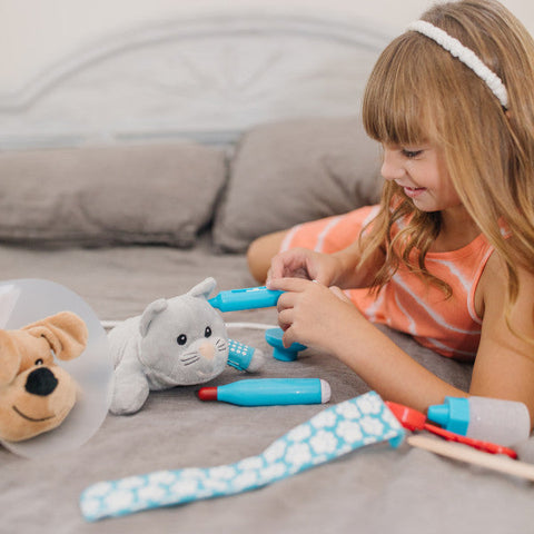 Examine & Treat Pet Vet Play Set-Fire. Police & Hospital,Imaginative Play,Pretend play,Role Play-Learning SPACE