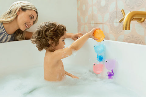 Munchkin Bath Toy Cups Water Falls 4Pk-Baby Bath. Water & Sand Toys,Gifts For 1 Year Olds,Gifts For 2-3 Years Old,Gifts For 6-12 Months Old,Munchkin,Role Play,Water & Sand Toys-Learning SPACE