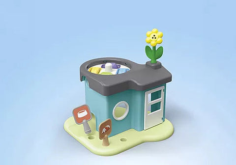Playmobil® JUNIOR: Animal Home with Treat Dispenser-Animals,Farms & Construction,Games & Toys,Gifts for 5-7 Years Old,Imaginative Play,Playmobil,Primary Games & Toys,Small World-Learning SPACE