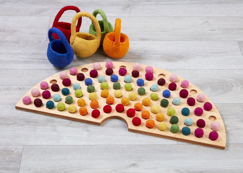Rainbow Felt Ball Play Palette-Cosy Direct,Rainbow Theme Sensory Room,sensory activity-Learning SPACE